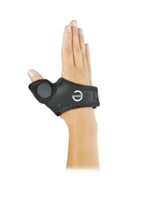 Attelle thermoformable Exos Pouce II pour Pouce du skieur, entorses, dislocations, hyperextension de l’articulation du pouce. Léger, lavable, réglable.